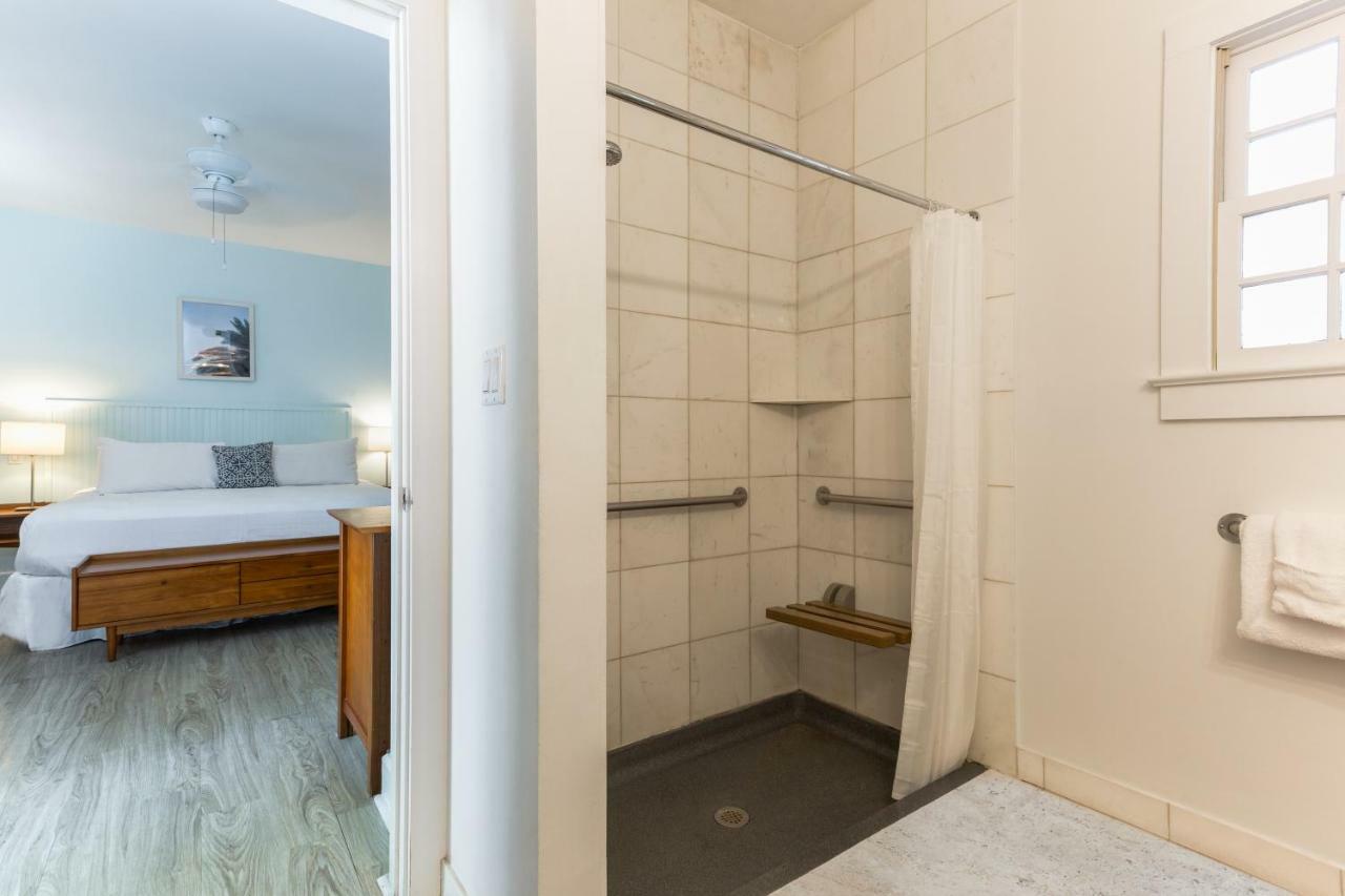 The - Adult Exclusive Cayo Hueso